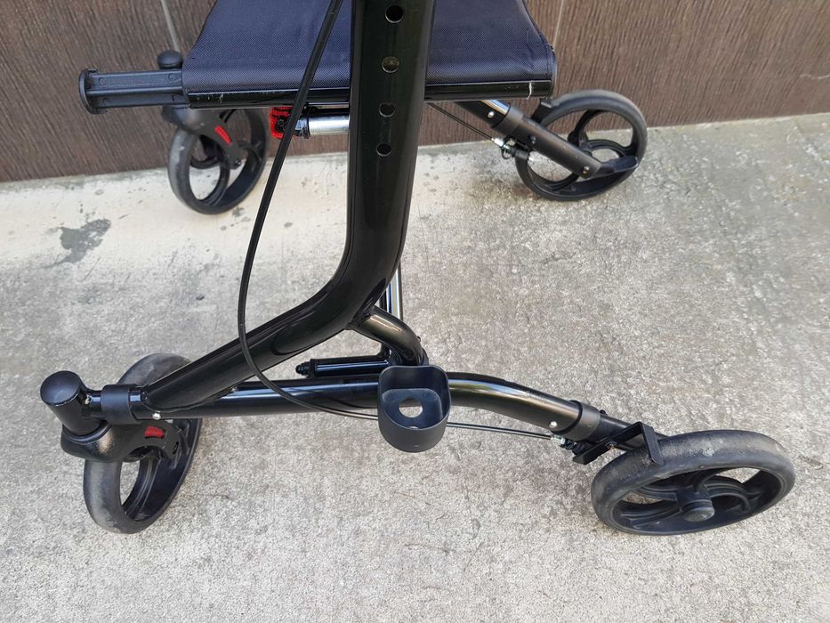 Chodzik składany dla seniora MOBILITY Plus+ LR10+