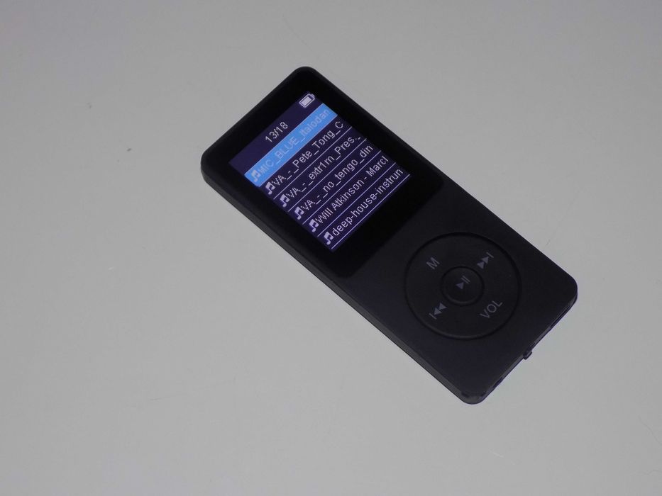 MP4 ( 32GB ) stan bdb