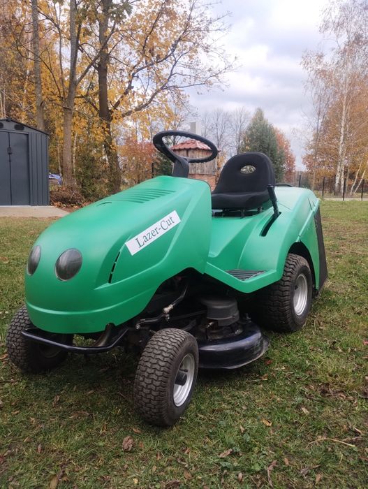 Traktorek kosiarka Razer