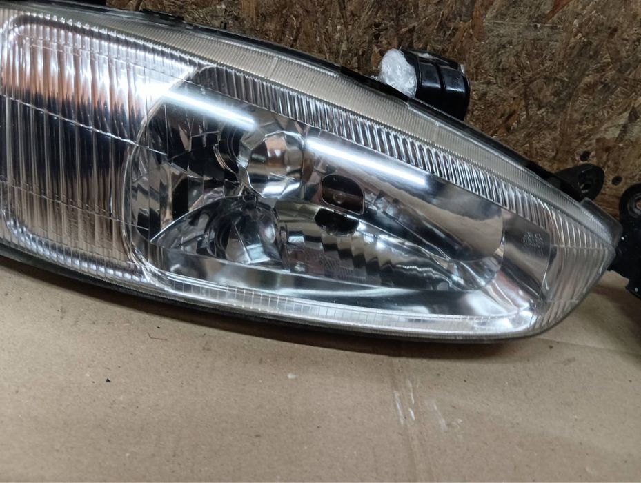 Передні фари Міцубісі Міцубіші Mitsubishi Colt 1995-2002 ціна за пару