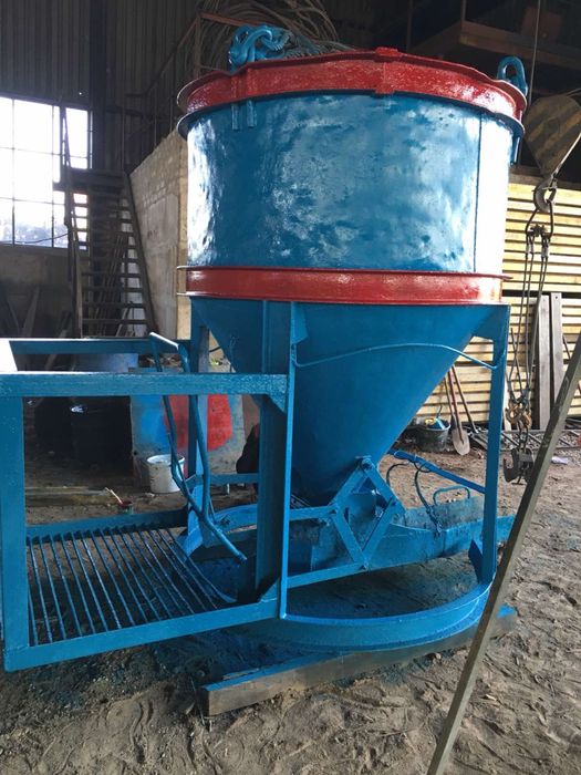 Оренда «рюмка» бадья для бетону 1кубова 2 кубова