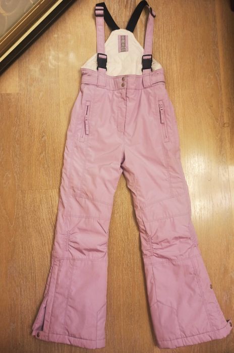 Лыжный костюм на девочку