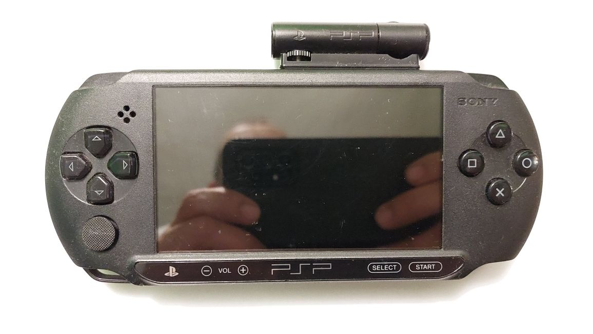 Sprzedam PSP E1004