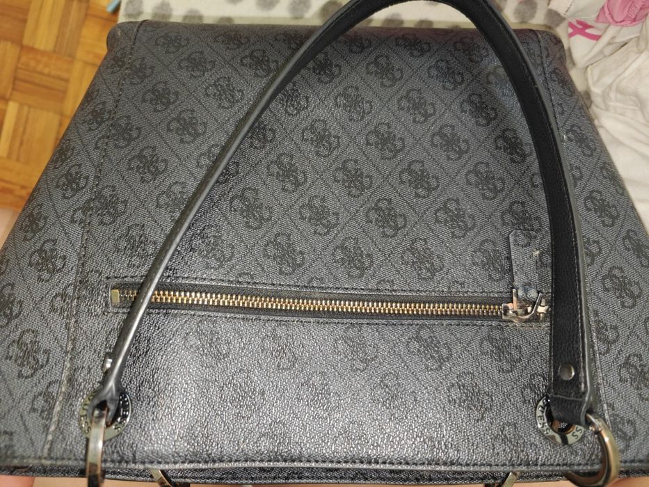 Bolsas originais Guess e Michael kors