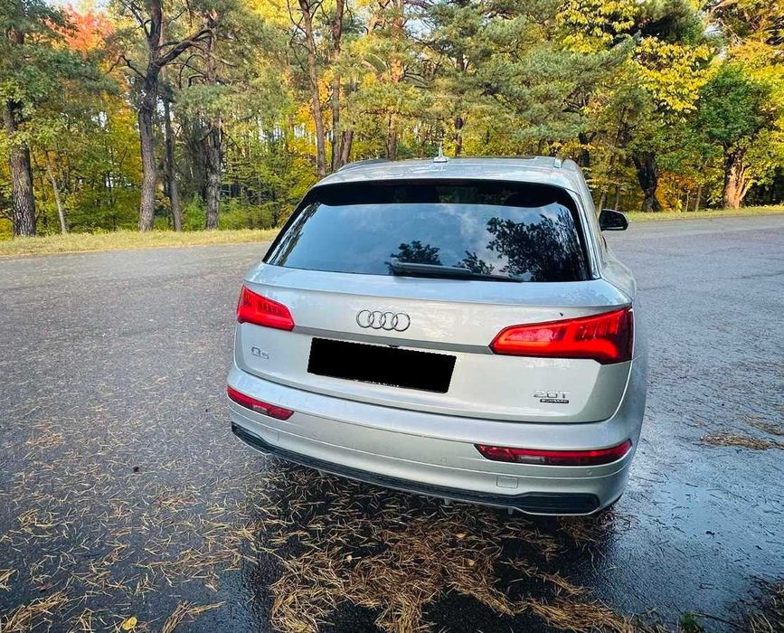 Audi Q5 2018 року