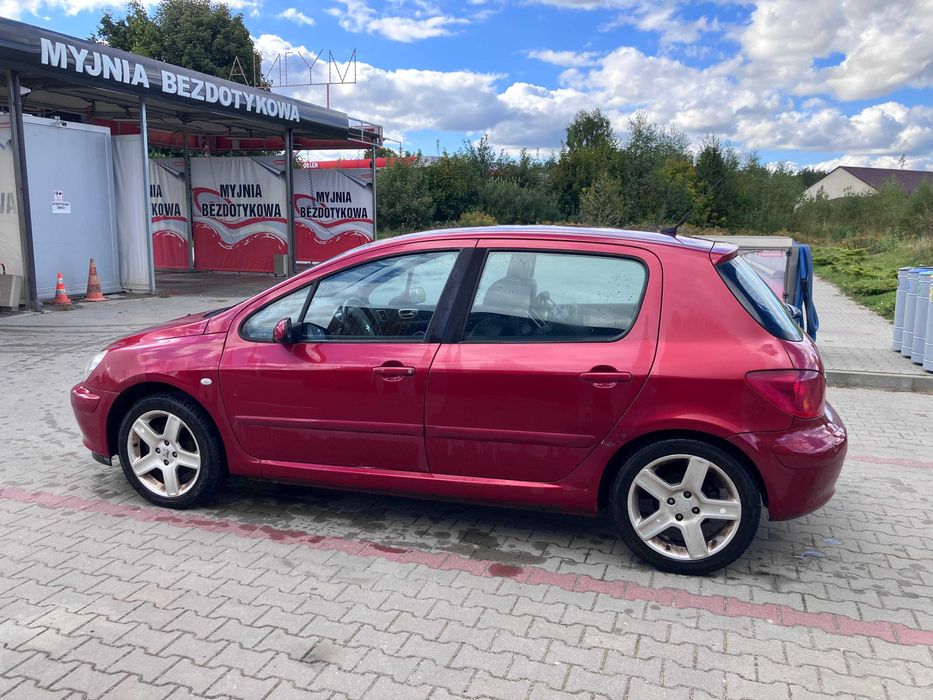 Ekonomiczne, wygodne i szybkie auto, które mało pali