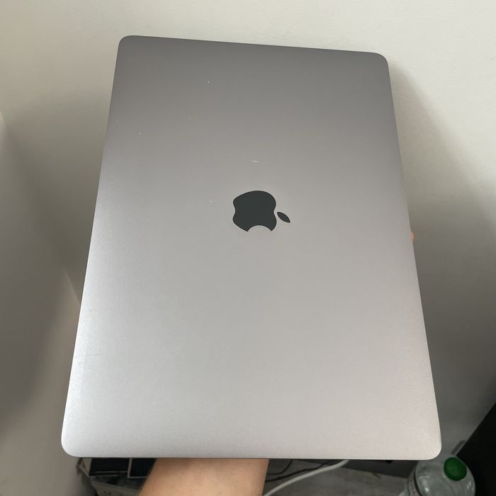 Екран на MacBook Air A2337 M1