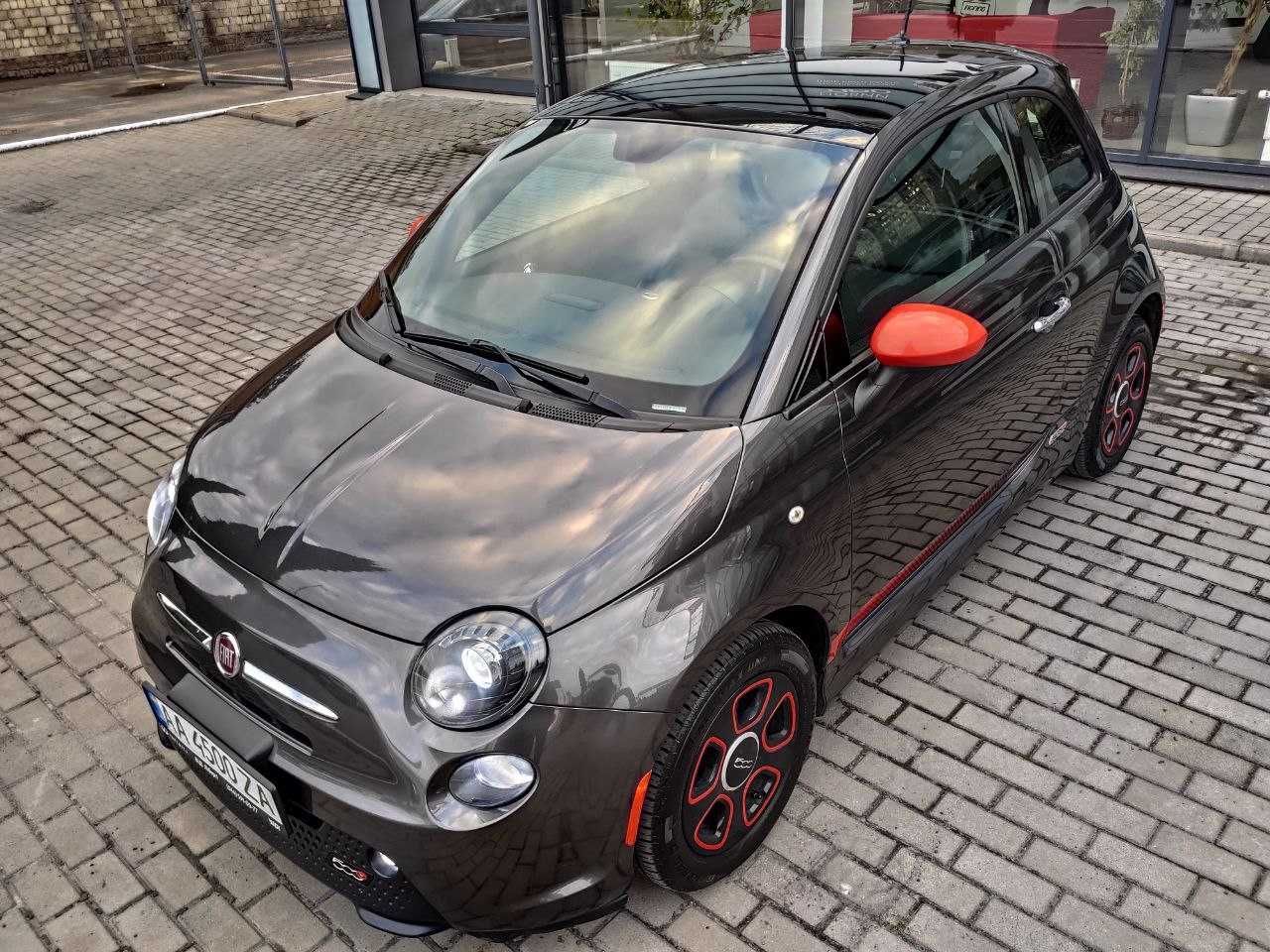 Fiat 500e 2014 року