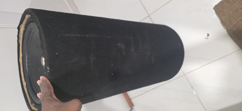 Amplificador e suboofer jbl