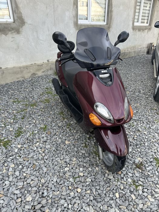 Yamaha Skylainer-Magesti