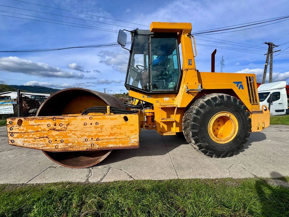 Stavostroj VV 2 000D** WALEC STAVOSTROJ STA VV 2000 D ** LEASING** ZAMIANA** SKUP**  Walec Stavostroj STA VV2000D**