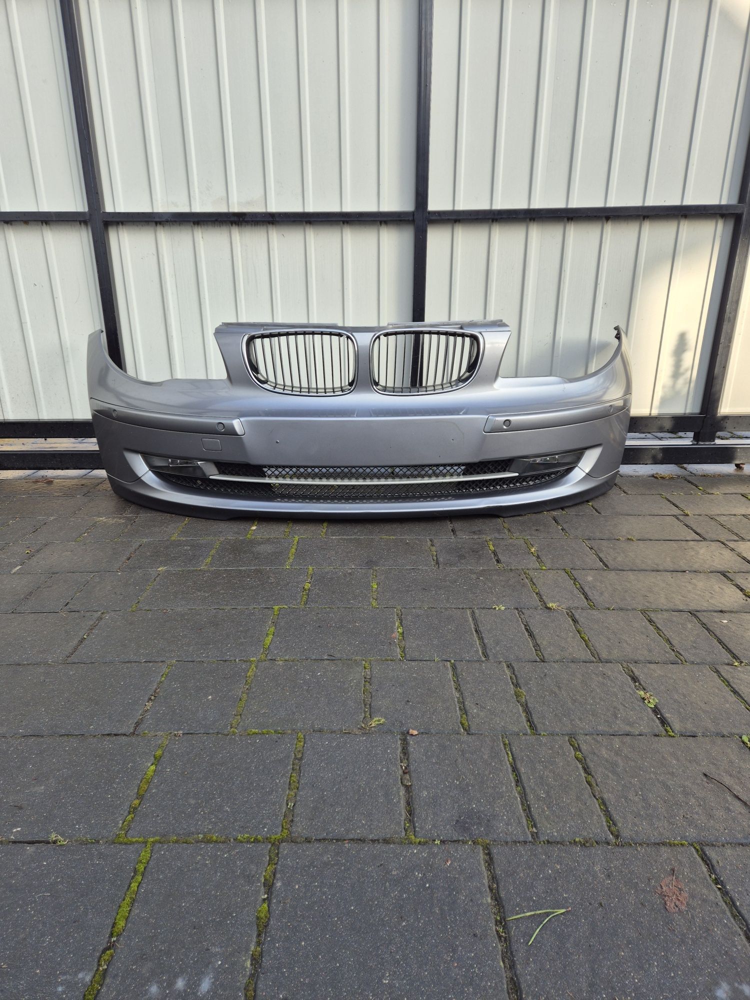 Zderzak przód przedni bmw serii 1 e87 lift 10r kod lak A52/7 4xpdc