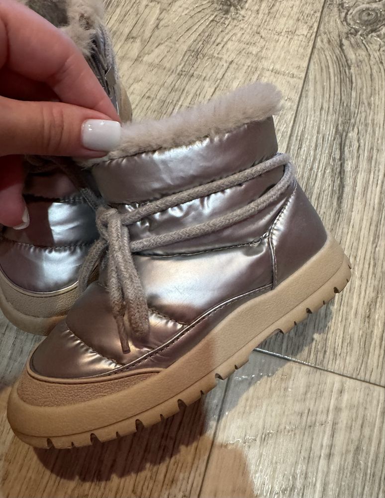 Чобітки для дівчинки zara