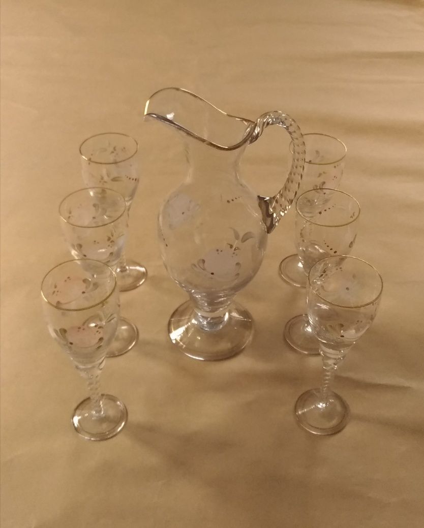 Conjunto Vintage Jarra e 6 Copos Pé