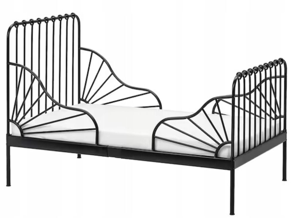 Łóżko dziecięce IKEA rosnące razem z dzieckiem