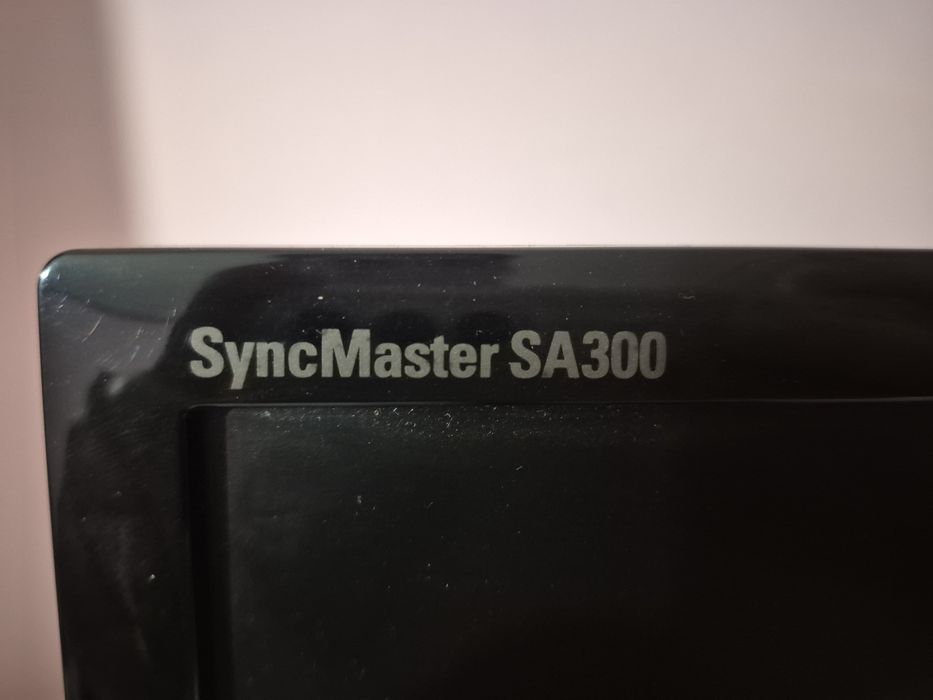 Монітор Samsung SyncMaster SA300