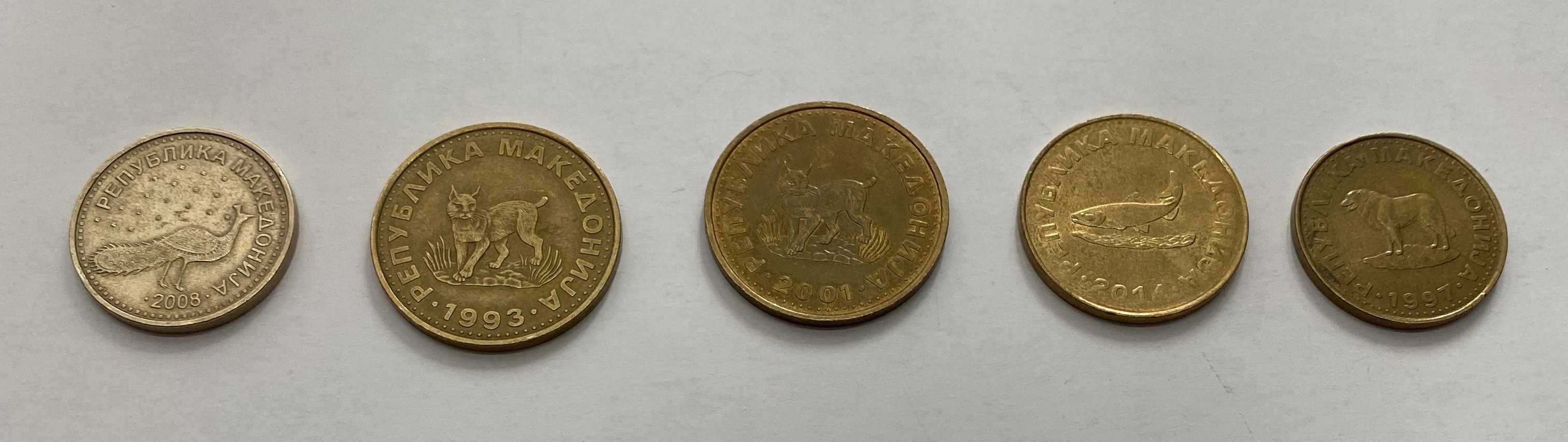 Монеты Мексики Чили Македонии Албании Доминиканской республики