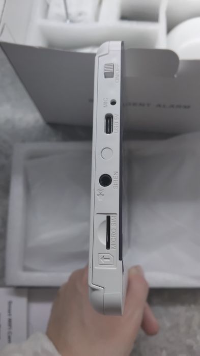 Бездротова охоронна сигналізація, що підтримує підключення через Wi-Fi