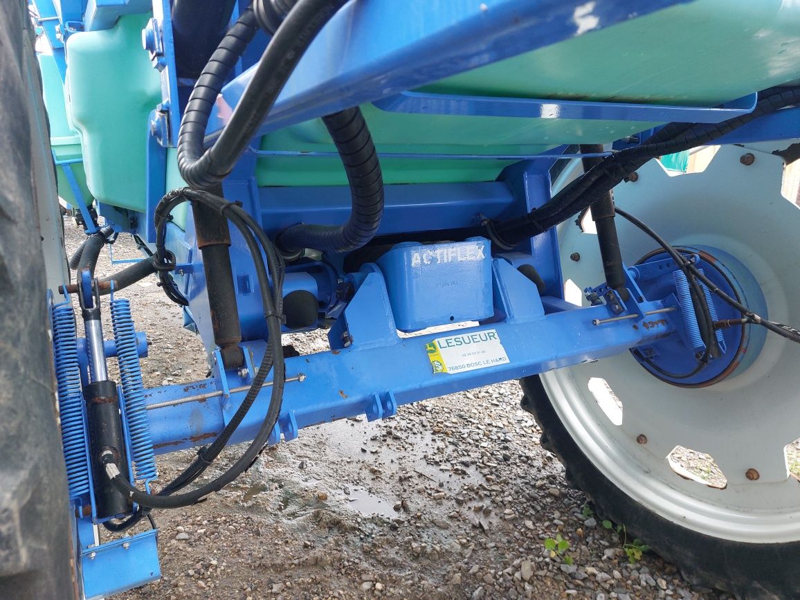 Opryskiwacz Berthoud Maxor 4.0 2009 r.4000l.27m