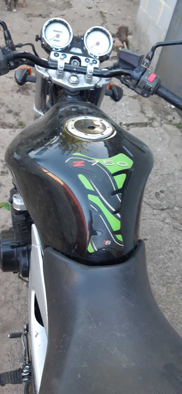 Kawasaki ZR750 F