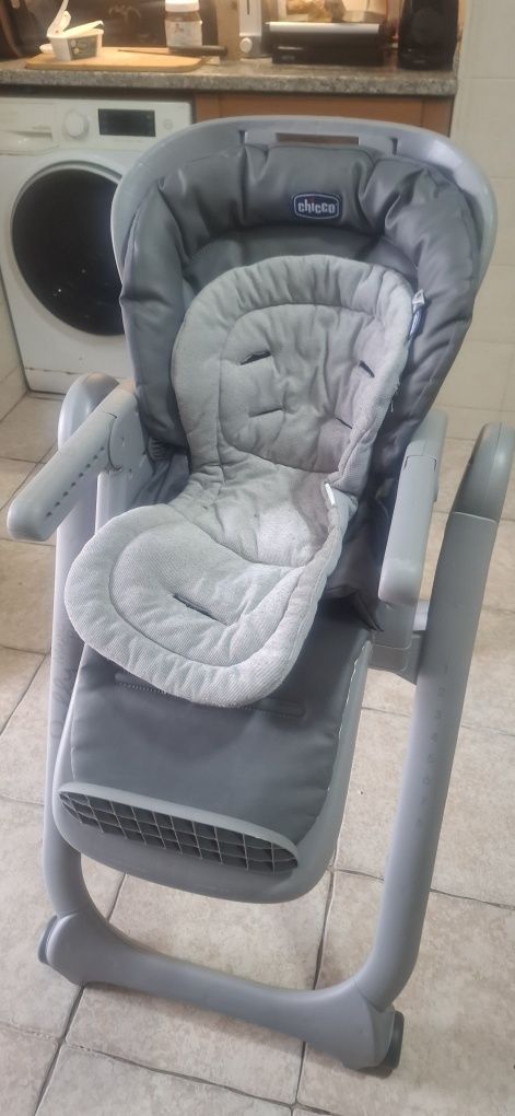 Cadeira refeição chicco