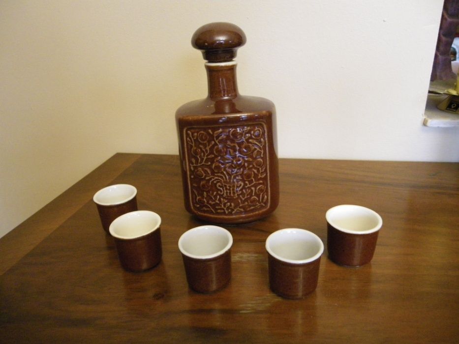 karafka i kieliszki ceramika kamionka PRL sygnowane Bolesławiec