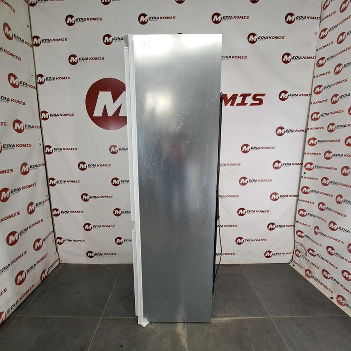 Lodówka Bauknecht KGITN 18F1 [2 lata gwar] F/177,7cm wys/NF/250l/34dB