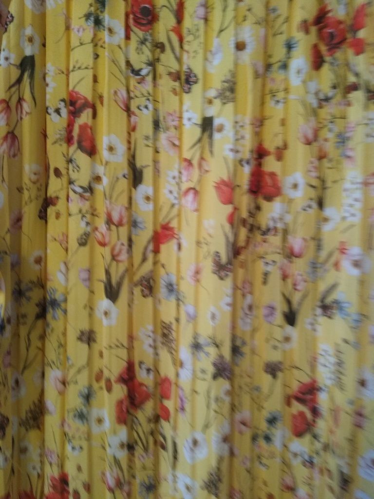Sukienka żółta w kwiaty r.36
