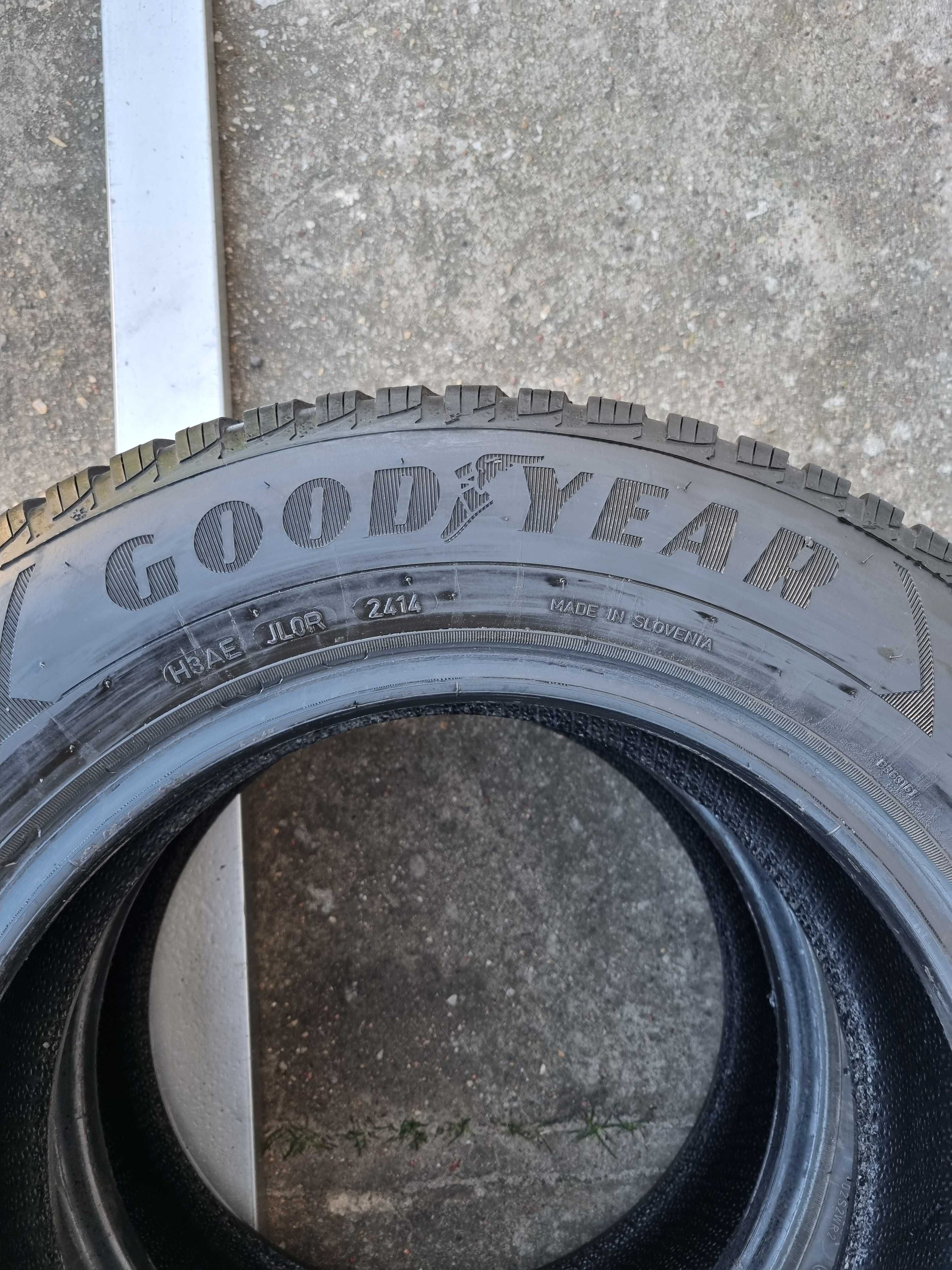 Opony zimowe GOODYEAR UltraGrip 9 195/65 R15 91T KOMPLET P360