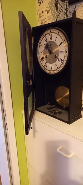 Zegar wiszący z sercem