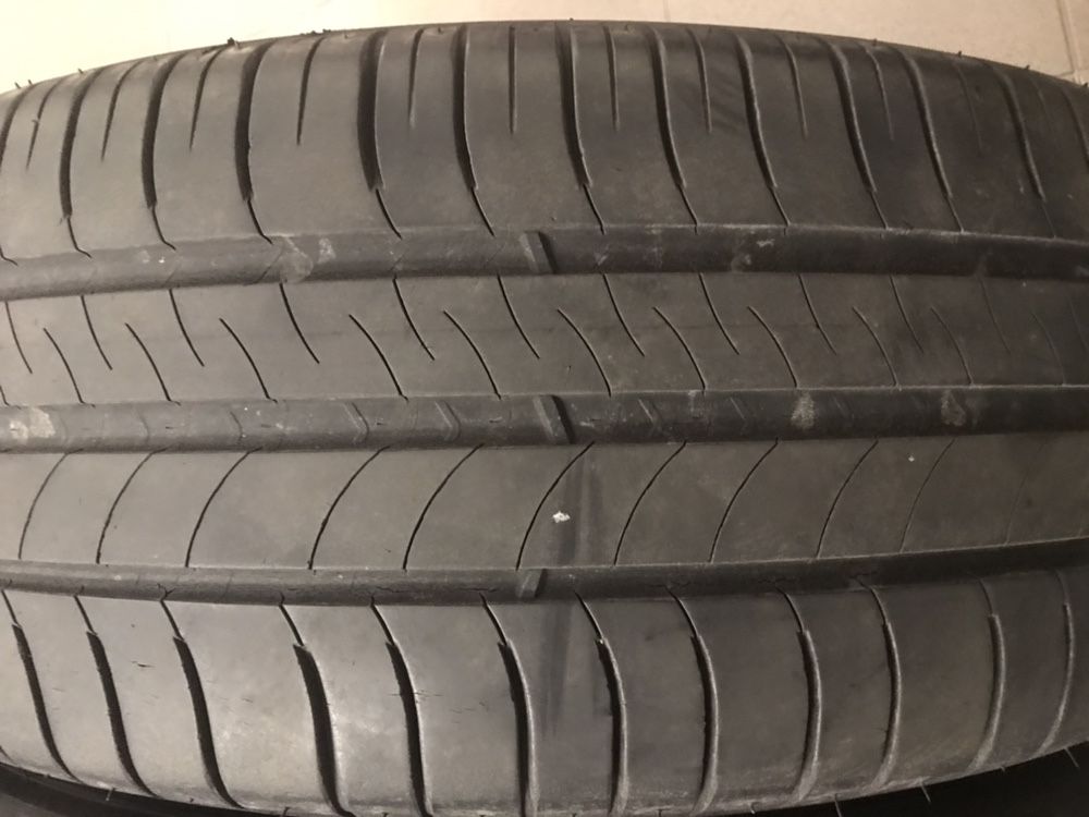 Opony 215/60/16 Michelin 2 szt za 100 zł