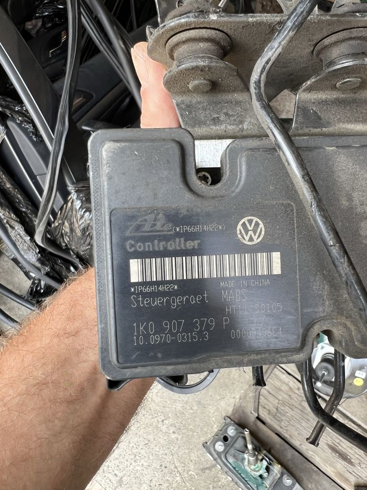 Блок ABS для шкода А5 Skoda A5 Golf 5 Caddi 3