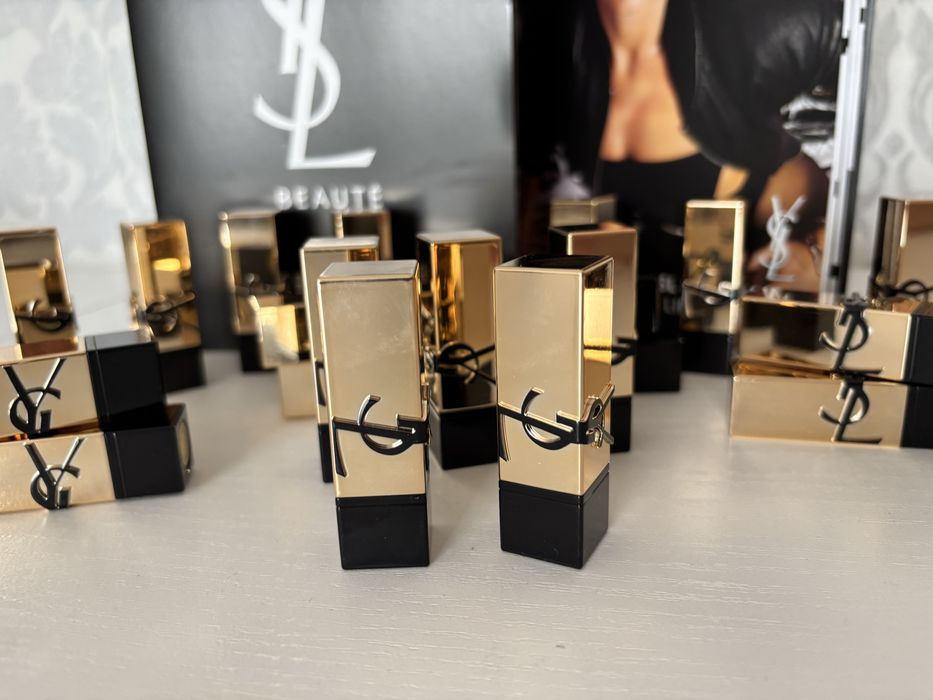 Yves Saint Laurent - pomadka mini 1.3g NM