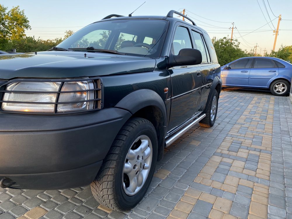 Продам Land Rover 2001 года , 2.5 газ/бензин с родным пробегом