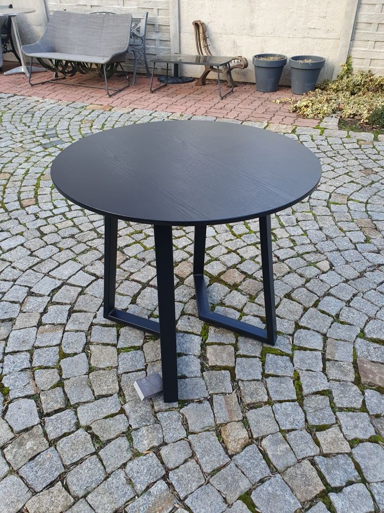 Sprzedam bardzo fajny stół nowoczesny