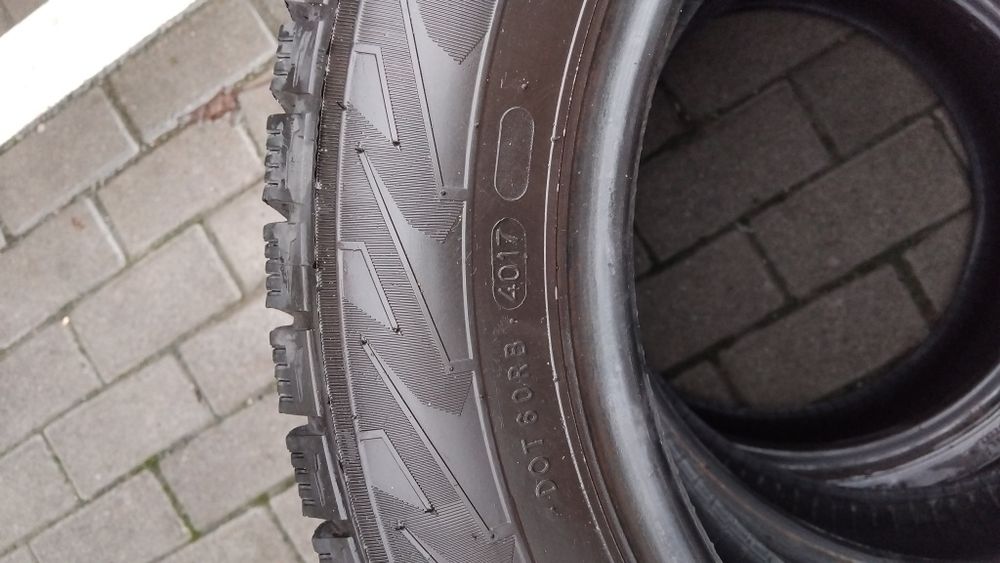 Шини зимові 195 60 15 Nokian Nordman