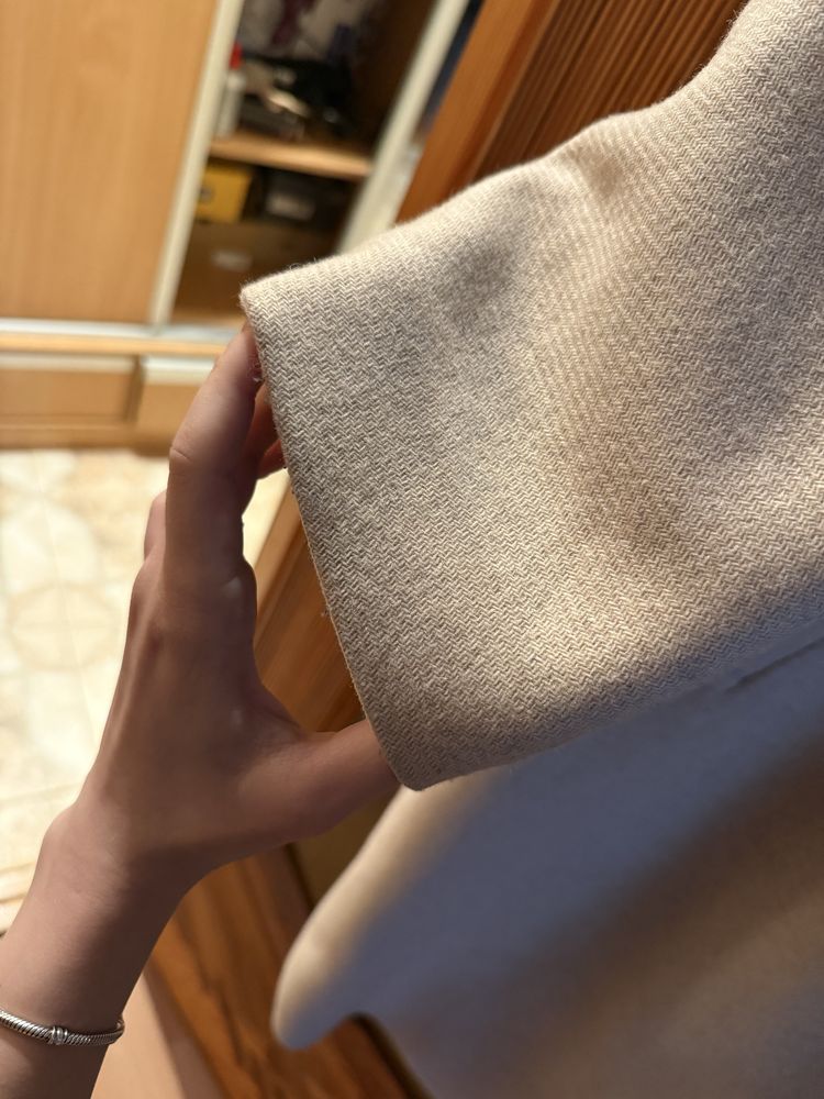 Пальто від  Zara