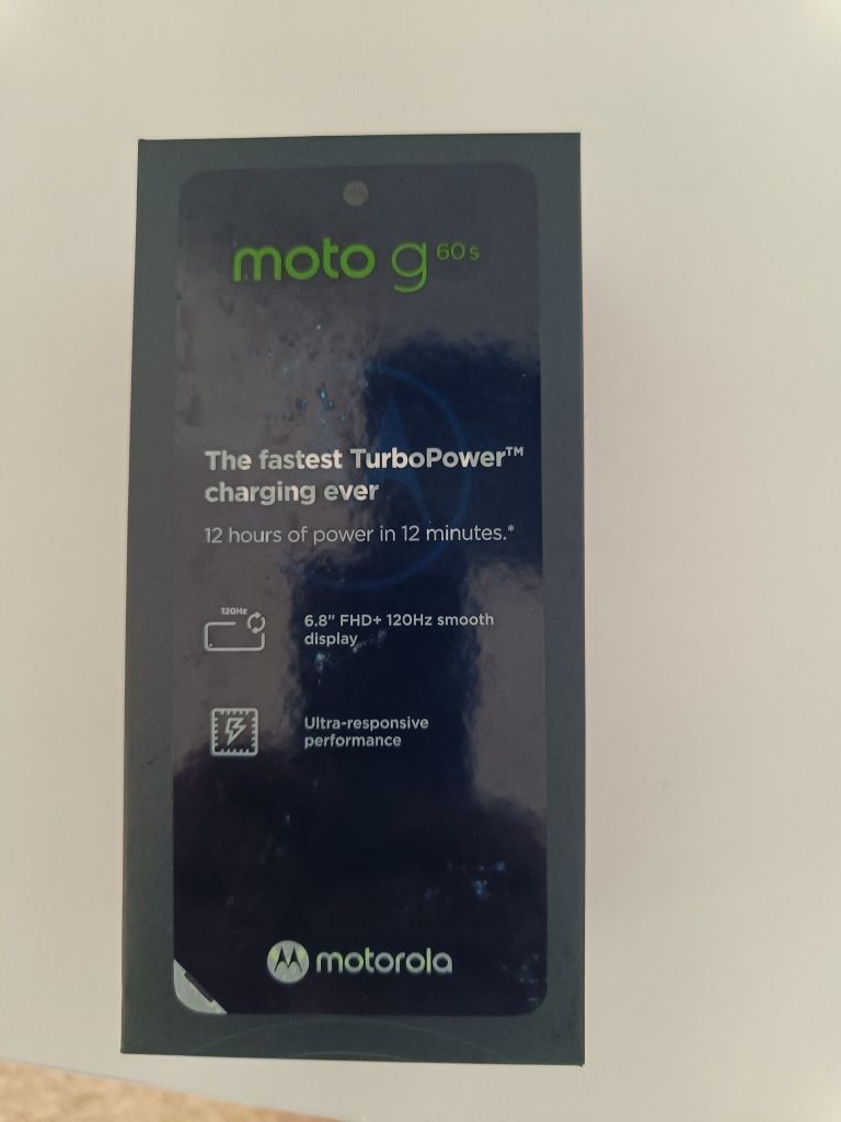 Продам телефон моторола g60s