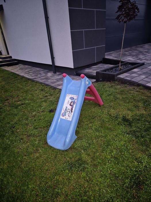 ZJEŻDŻALNIA Kraina Lodu Frozen 90cm SMOBY