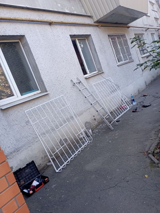 Решетки металлические на окна под заказ