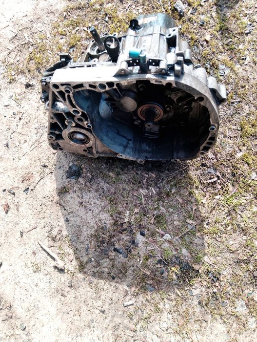 Продам коробку Рено Меган 2 пяти ступка