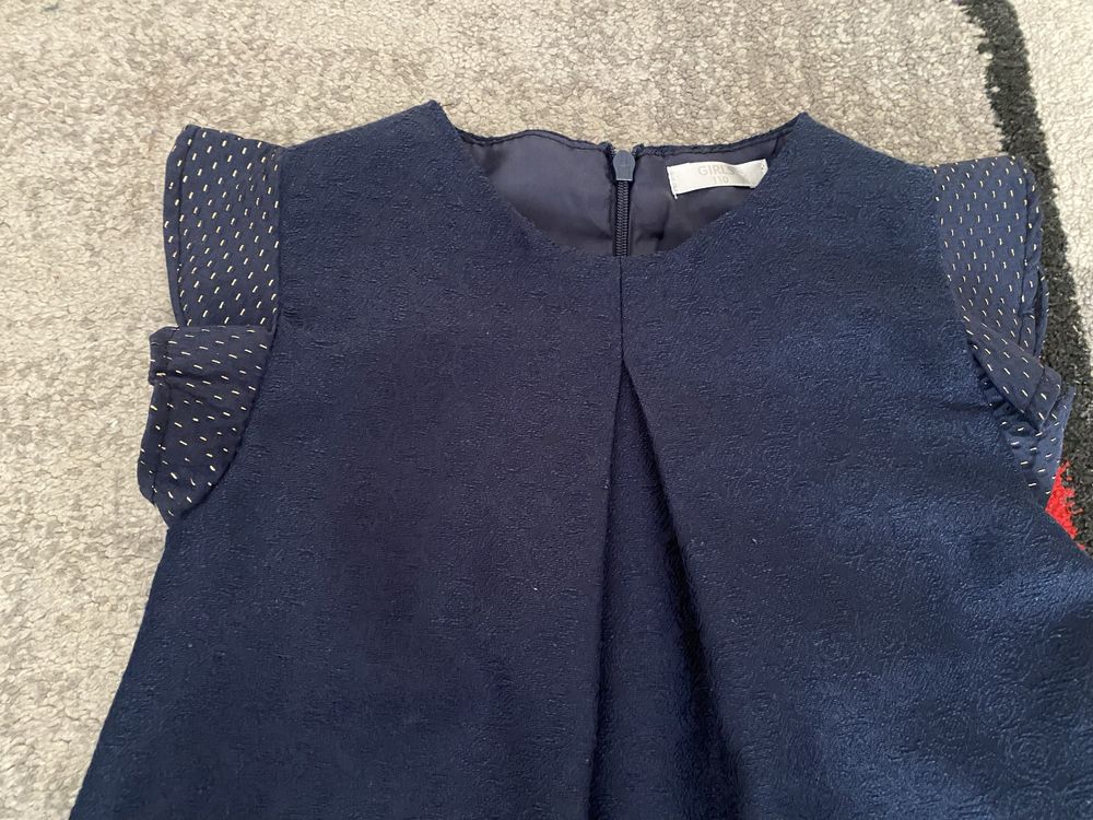 Granatowa, elegancka sukienka r.110 dla dziewczynki