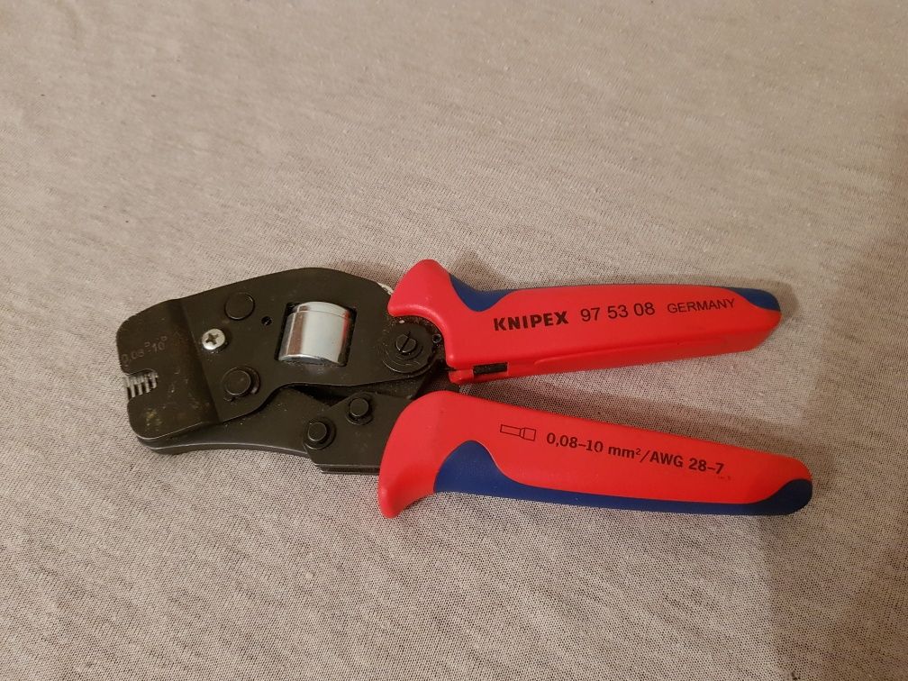 Zaciskarka Do tulejek Knipex