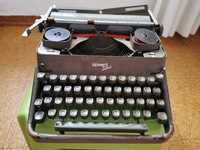 Máquina de escrever Hermes 2000