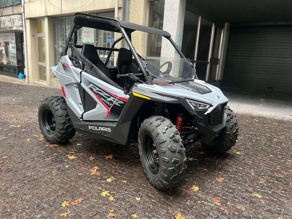 Polaris RZR 200EFI
