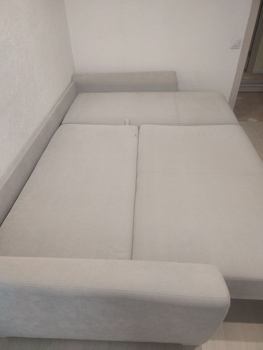 Диван кутовий, меблі Стиль