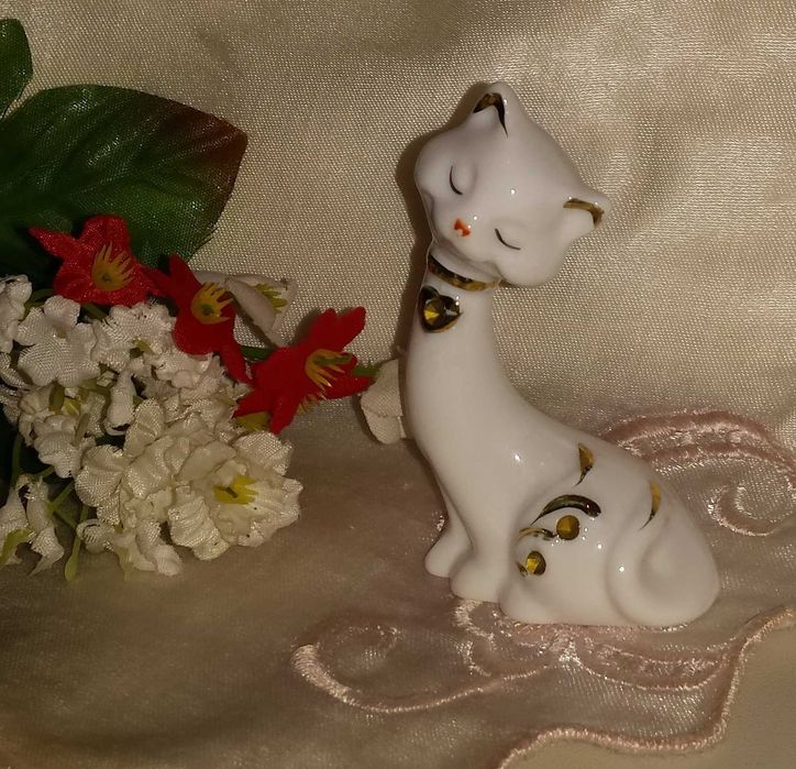 Подарки сувенир Статуэтка Кошка
