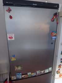 Холодильник смотритетфото