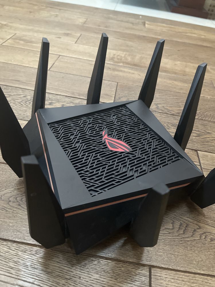 Ruter asus model: Rog Rapture GT-AC5300