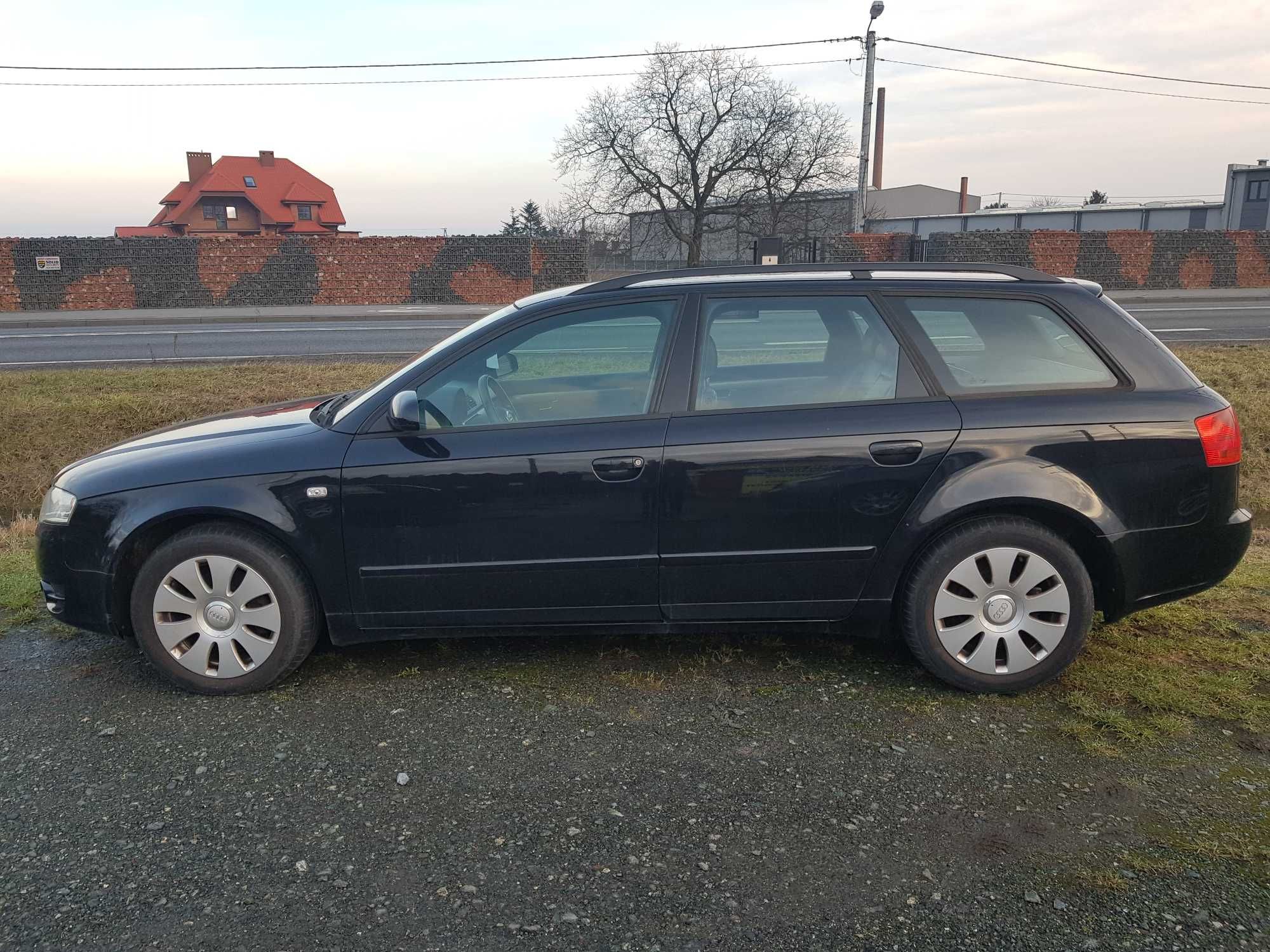 Audi A4 B7 z 2005roku z silnikiem 2,0tdi o mocy 140KM